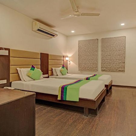 Treebo Trend Hotel Relax Inn 加尔各答 外观 照片